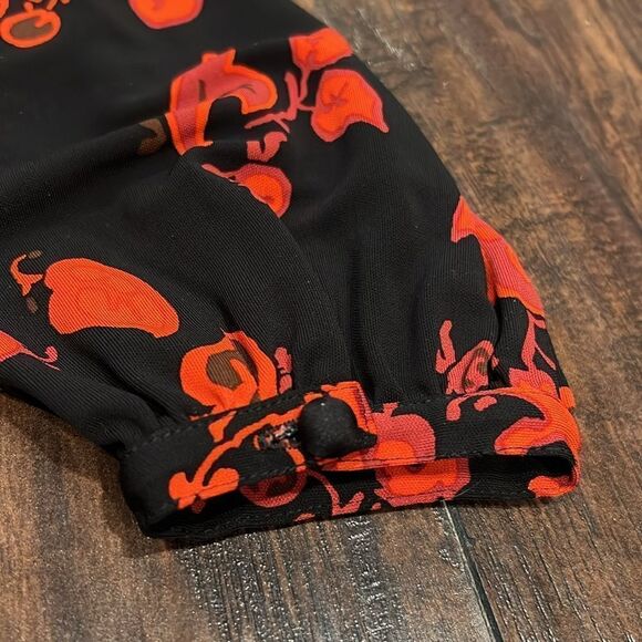 Tory Burch - Black & Red Floral Maxi Dress W/ Neckline Bow Sz M in EUC - Picture 10 of 11